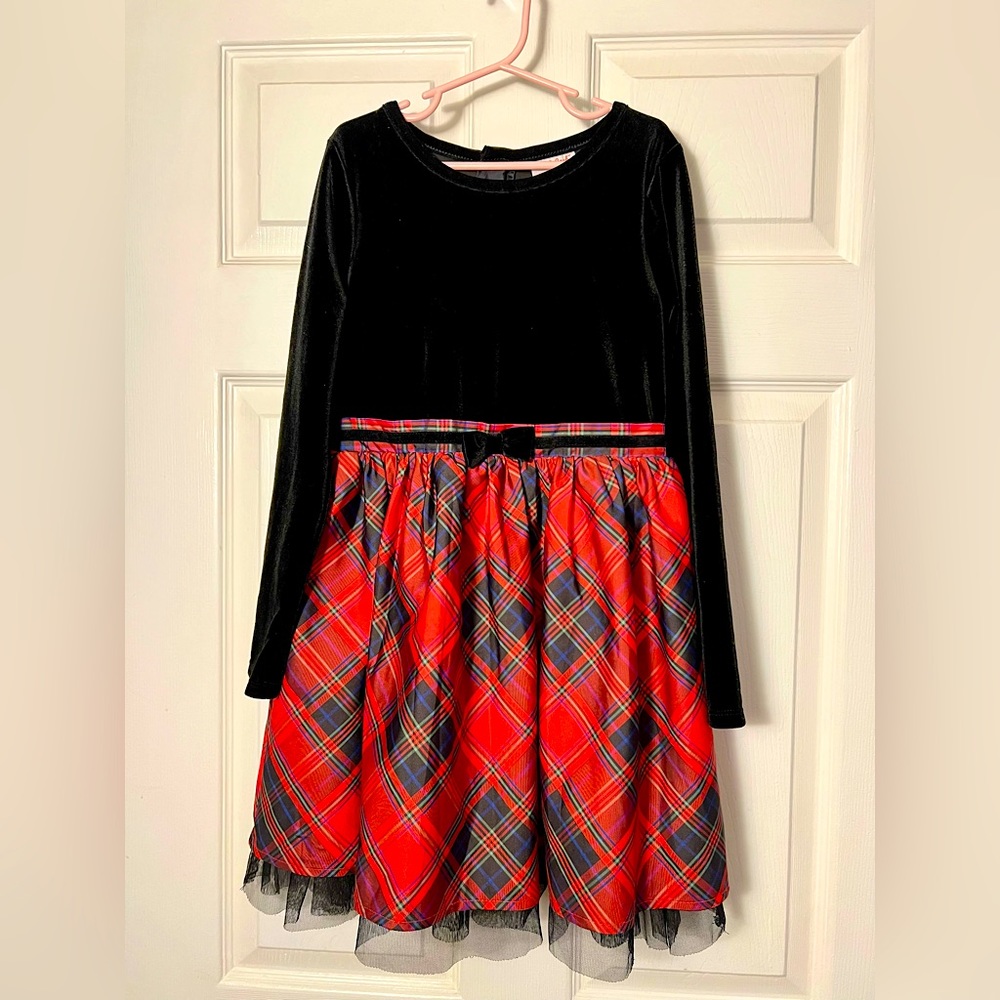 Formal dress from Cat & Jack, Size 7-8, Plaid and velvet